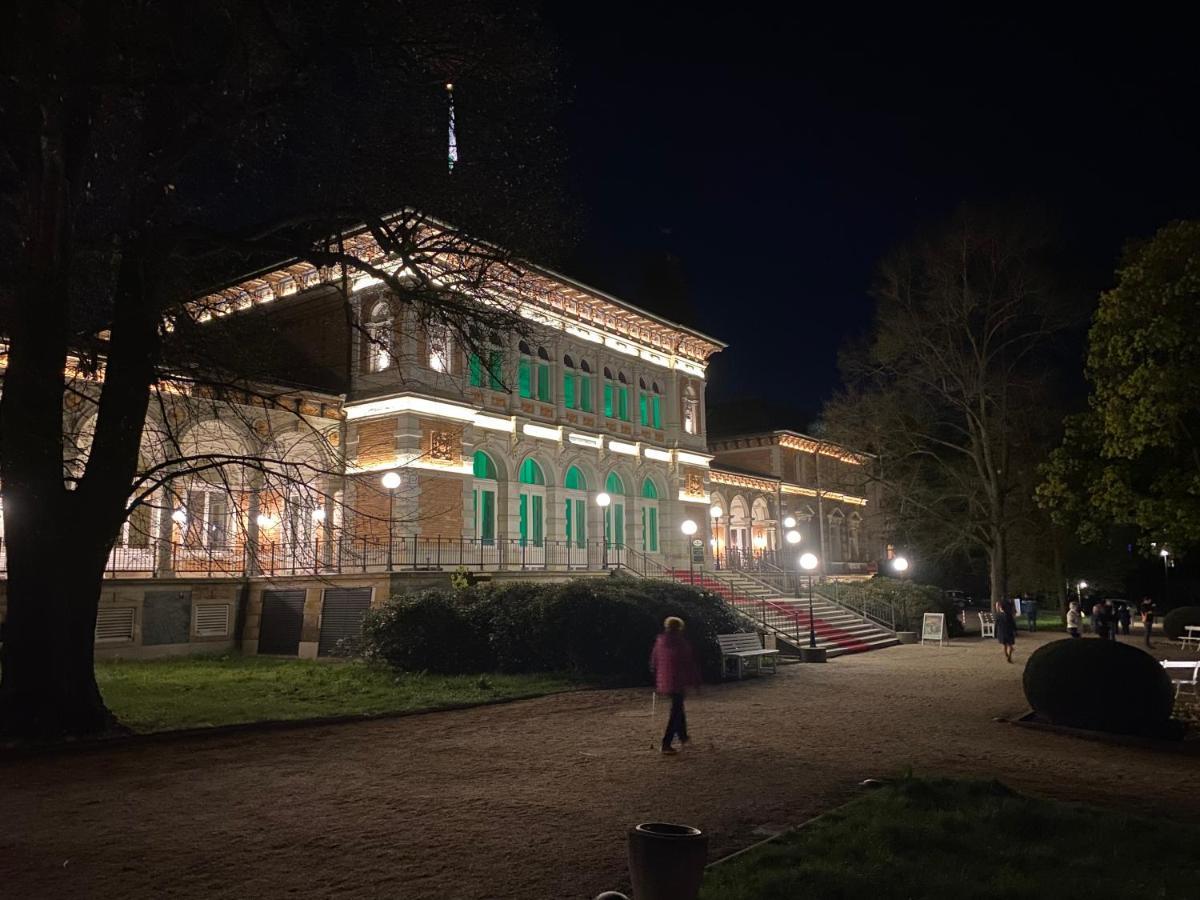 Fewo Roland Ranft Direkt Am Kurpark Barrierearm 60Qm Bad Elster Exterior foto
